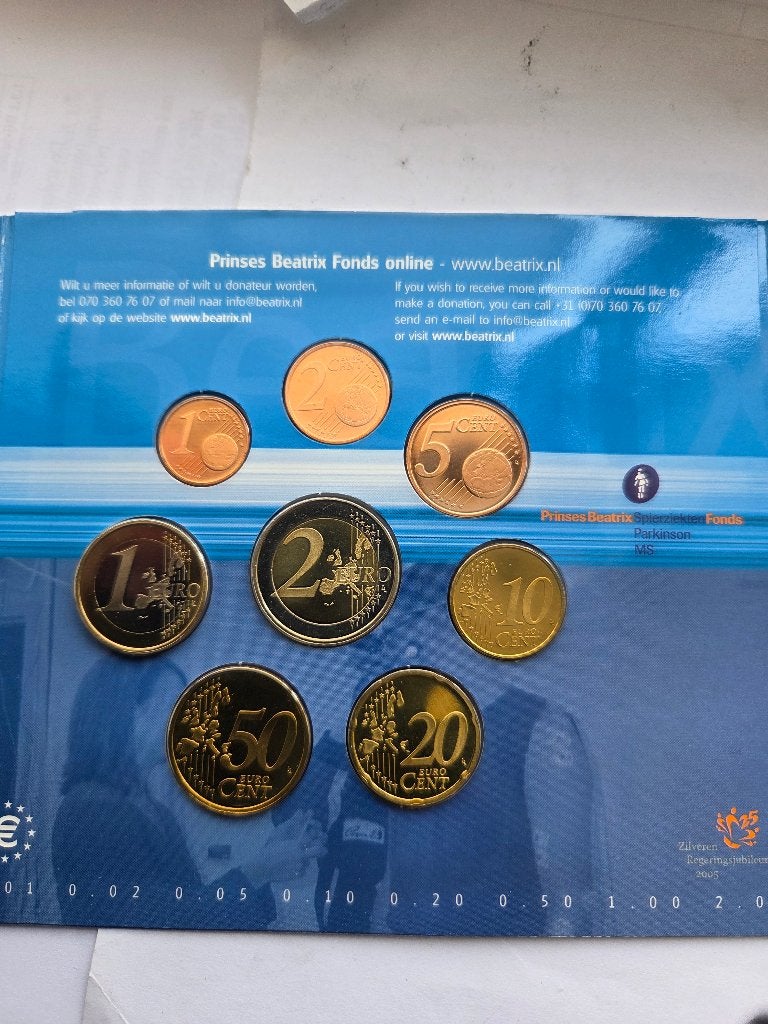 Euroset Beatrix Fonds., Postzegels en Munten, Ophalen of Verzenden, Overige landen, Overige waardes