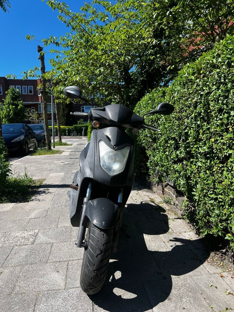 Kymco Agility 50 – niet lopend – opknapper / onderdelen, Ophalen, Gebruikt, Maximaal 45 km/u, 50 cc