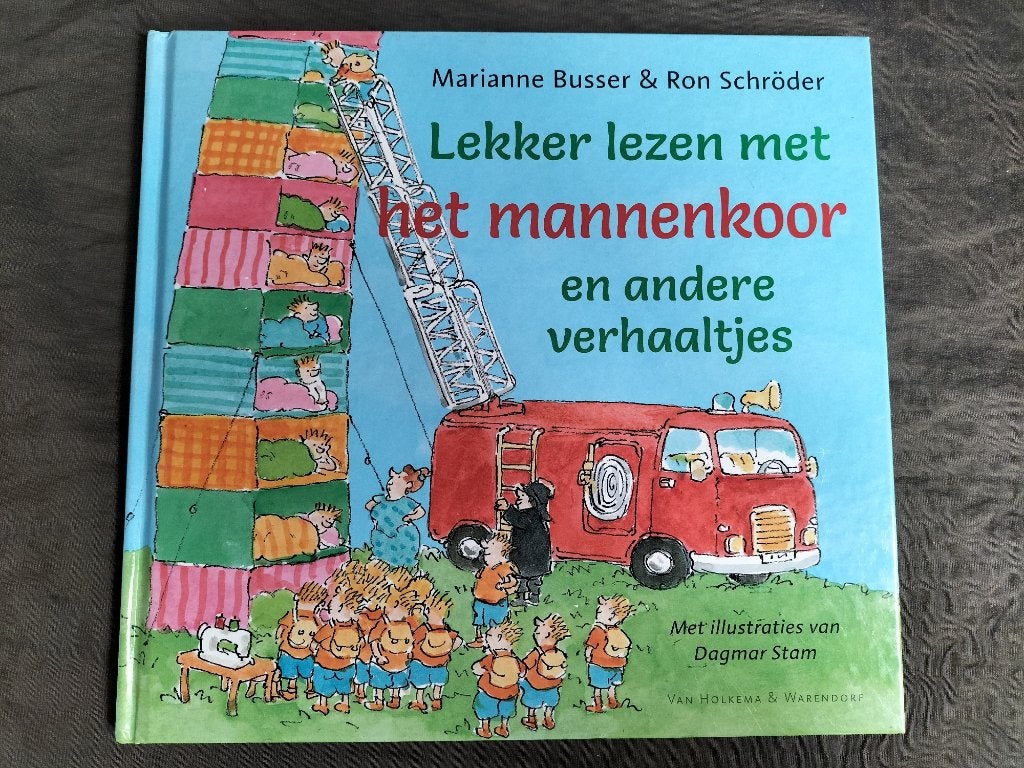 Busser & Schröder - Lekker lezen met het mannenkoor e.a., Boeken, Fictie algemeen, Jongen of Meisje, Ophalen of Verzenden, Zo goed als nieuw