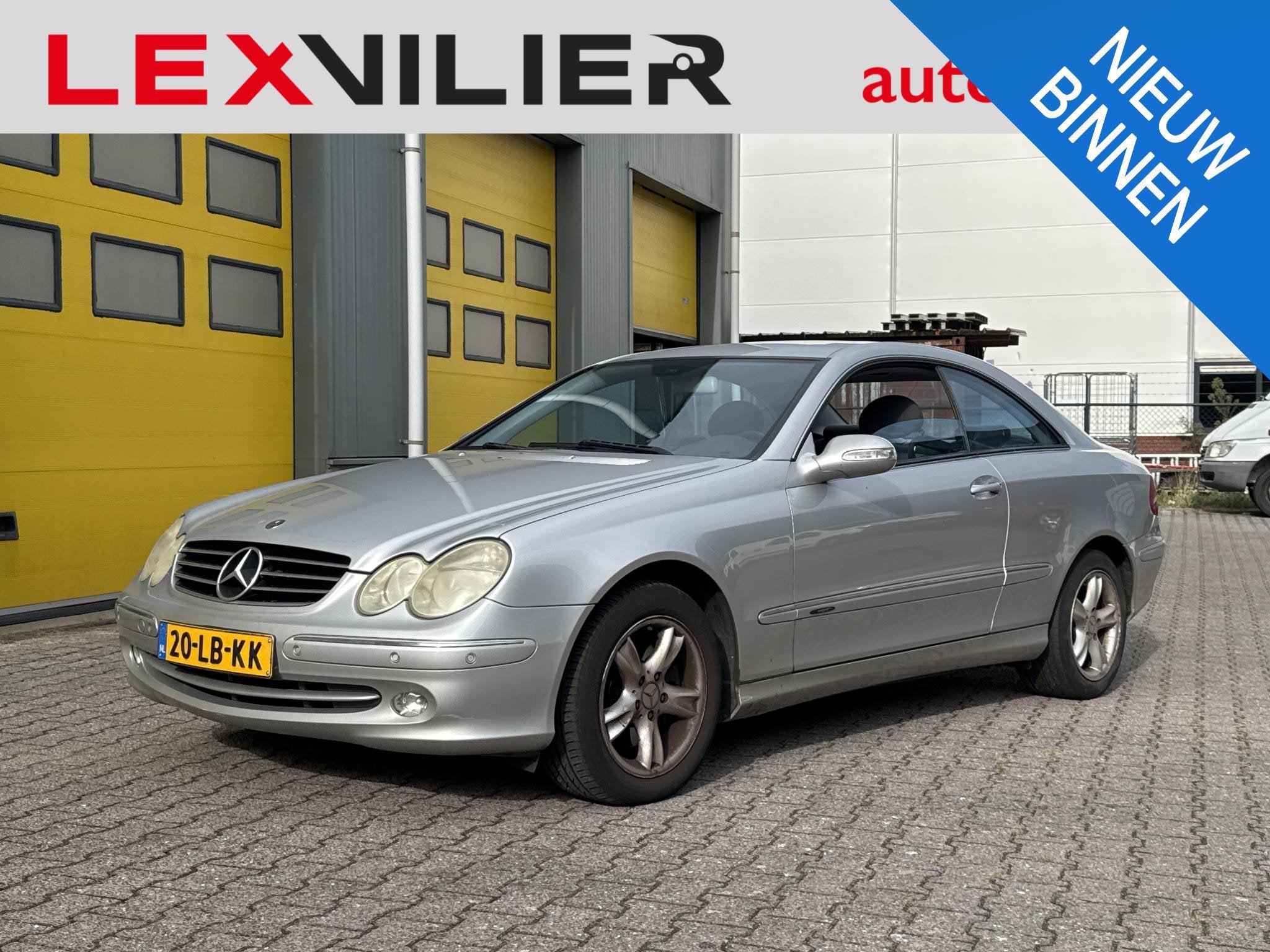 Mercedes-Benz CLK-klasse Coupé 320 Elegance, Auto's, Gebruikt, CLK, 1500 kg, 750 kg