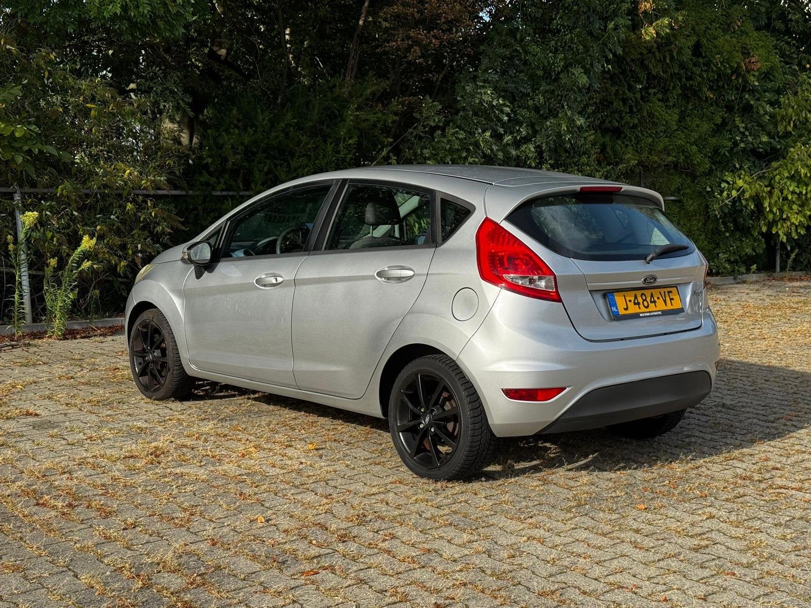 Foto 3 van Ford Fiesta 1.25 Trend 5-deurs - CarPlay/Airco