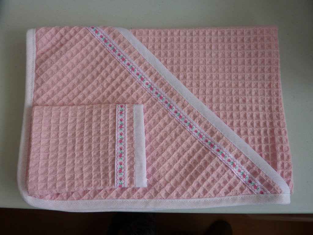 Badcape/omslagdoek voor de baby pop.Poppenkleertjes, Ophalen of Verzenden, Nieuw, Babypop