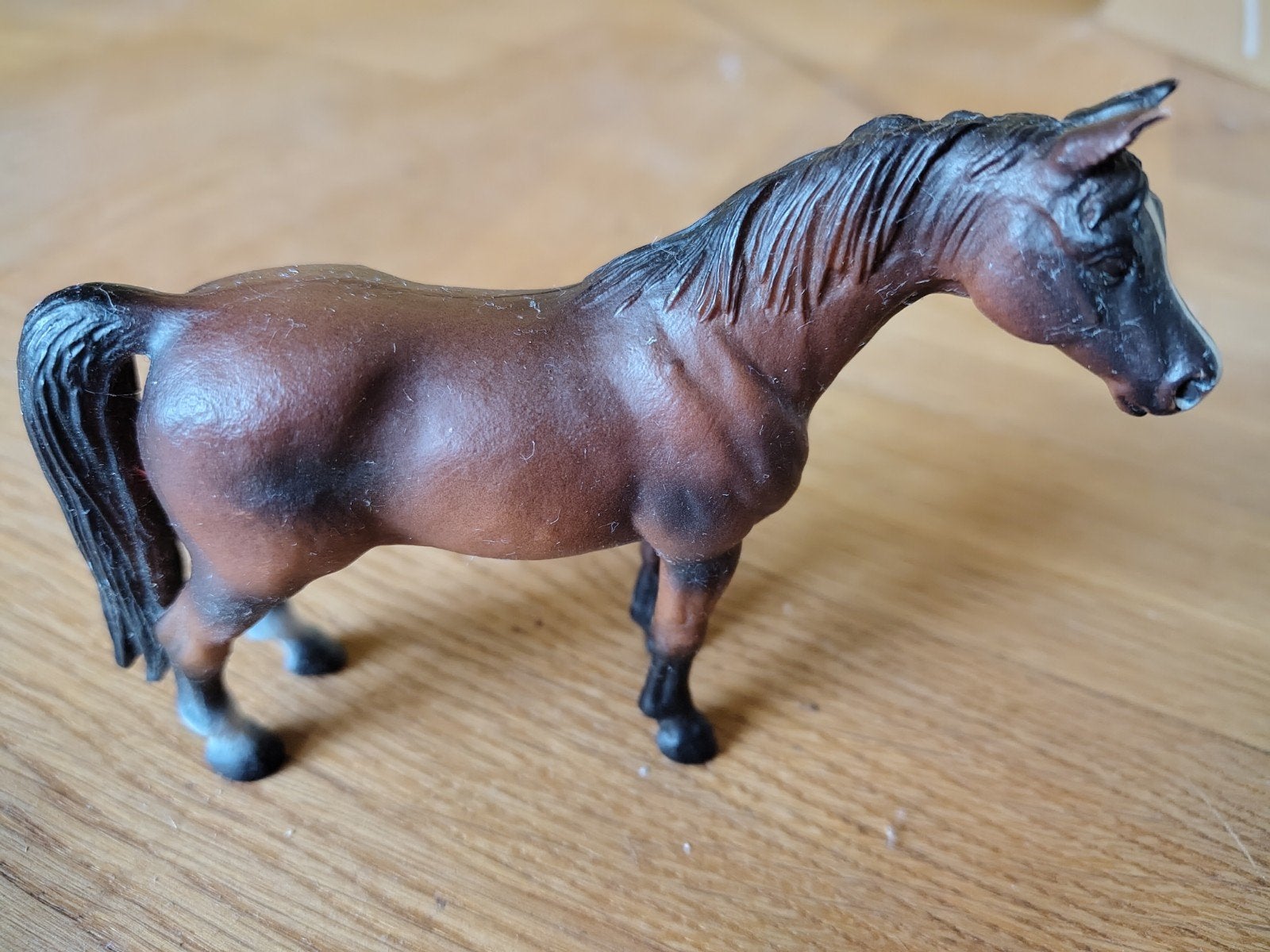 Schleich paard bruin met zwarte manen en staart, Ophalen of Verzenden, Gebruikt