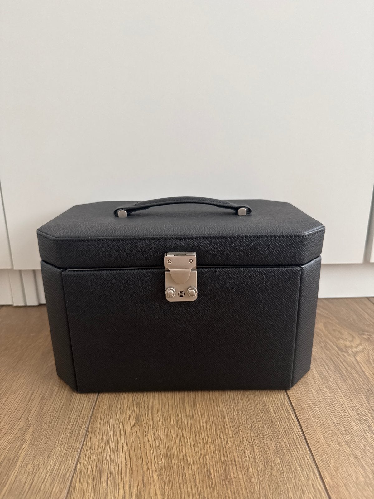 Luxe Zwarte Sieradendoos met Slot en Lades, Ophalen, Zwart, Zo goed als nieuw, Met slot