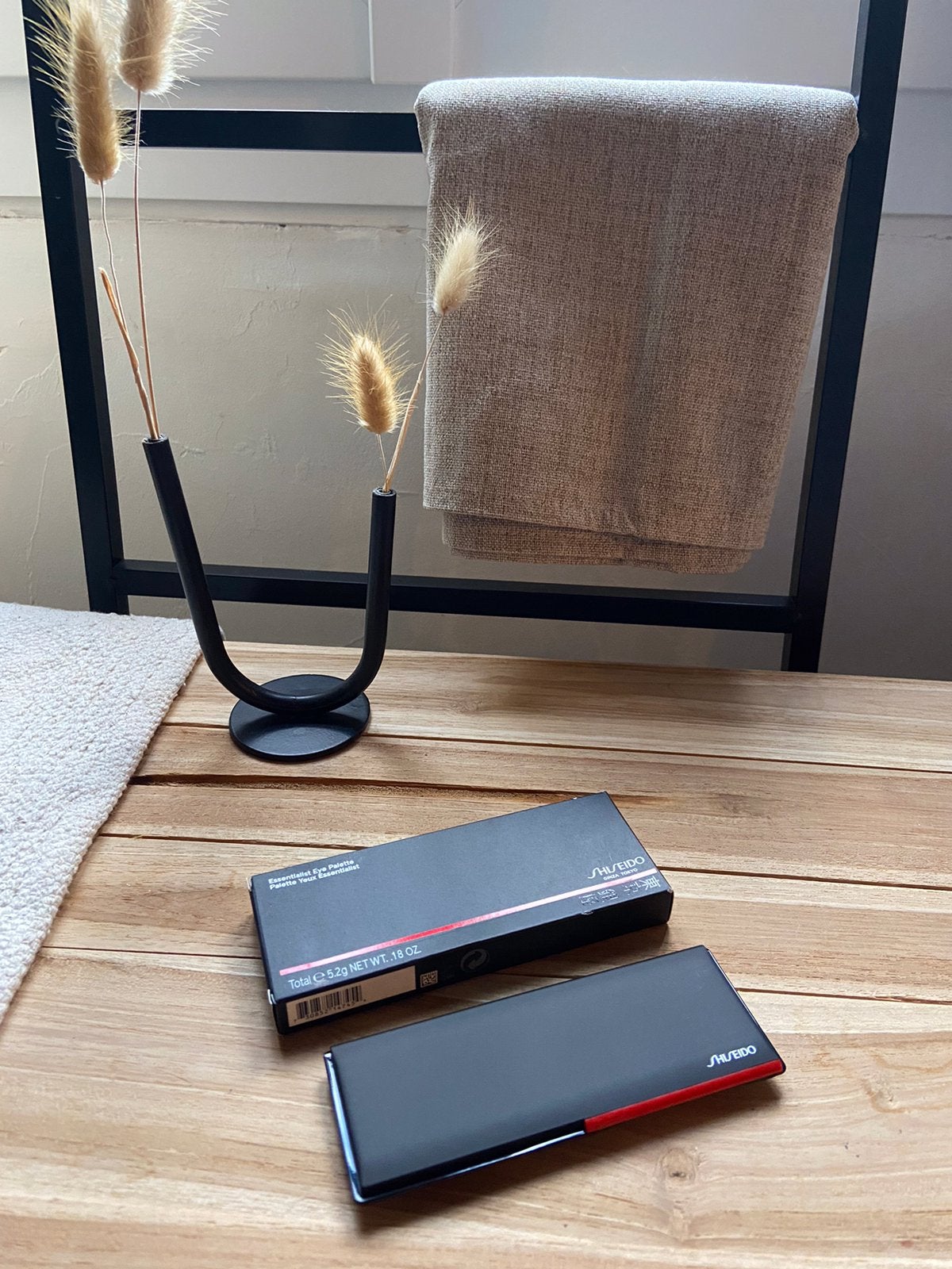 Shiseido Essentialist Eye Palette  nr. 08 Jizoh Street Reds, Ophalen of Verzenden, Nieuw, Ogen, Make-up
