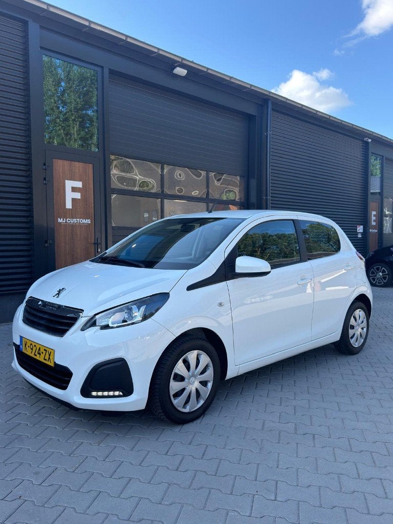 Peugeot 108 1.0 E-vti 72pk 5D 2021 Wit, Auto's, Stof, 4 stoelen, Origineel Nederlands, Bedrijf