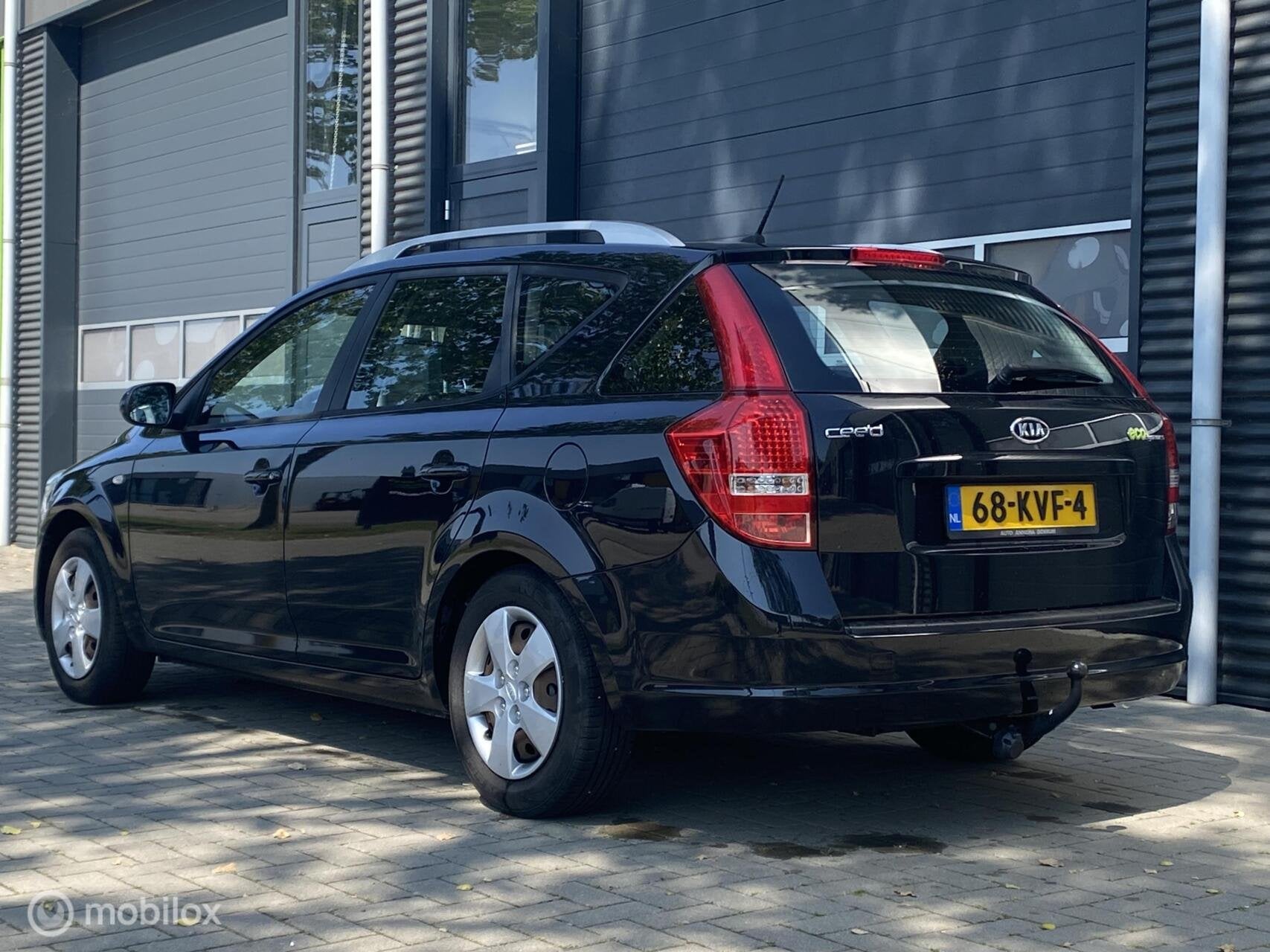 Kia cee'd Sporty Wagon 1.4| AIRCO | TREKHAAK | APK 10-4-2027, Voorwielaandrijving, Stof, Gebruikt, 4 cilinders