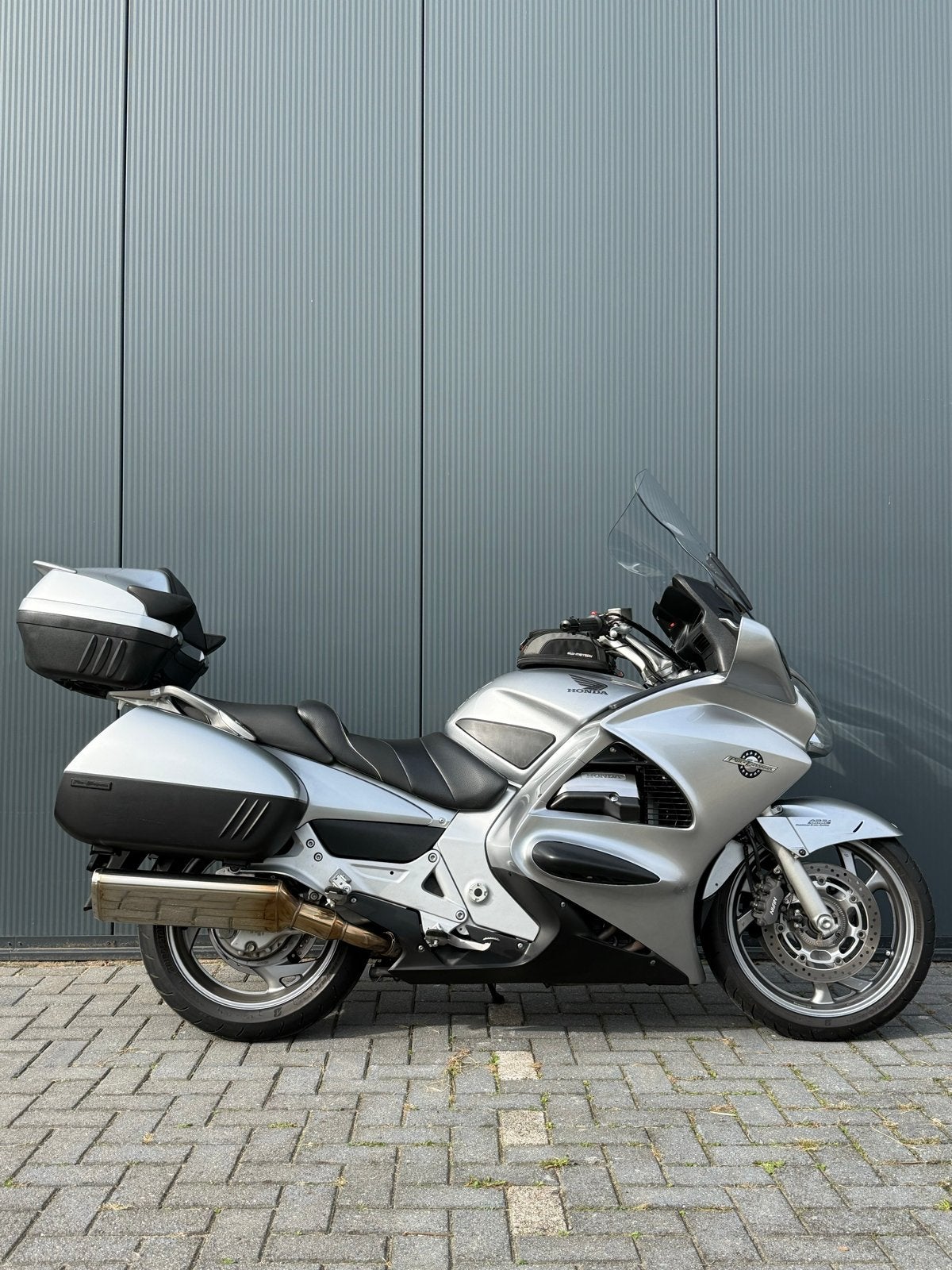 Honda Pan European ST1300 ABS - Zeer goed onderhouden, 4 cilinders, Motorrijbewijs A, Meer dan 35 kW, Toermotor