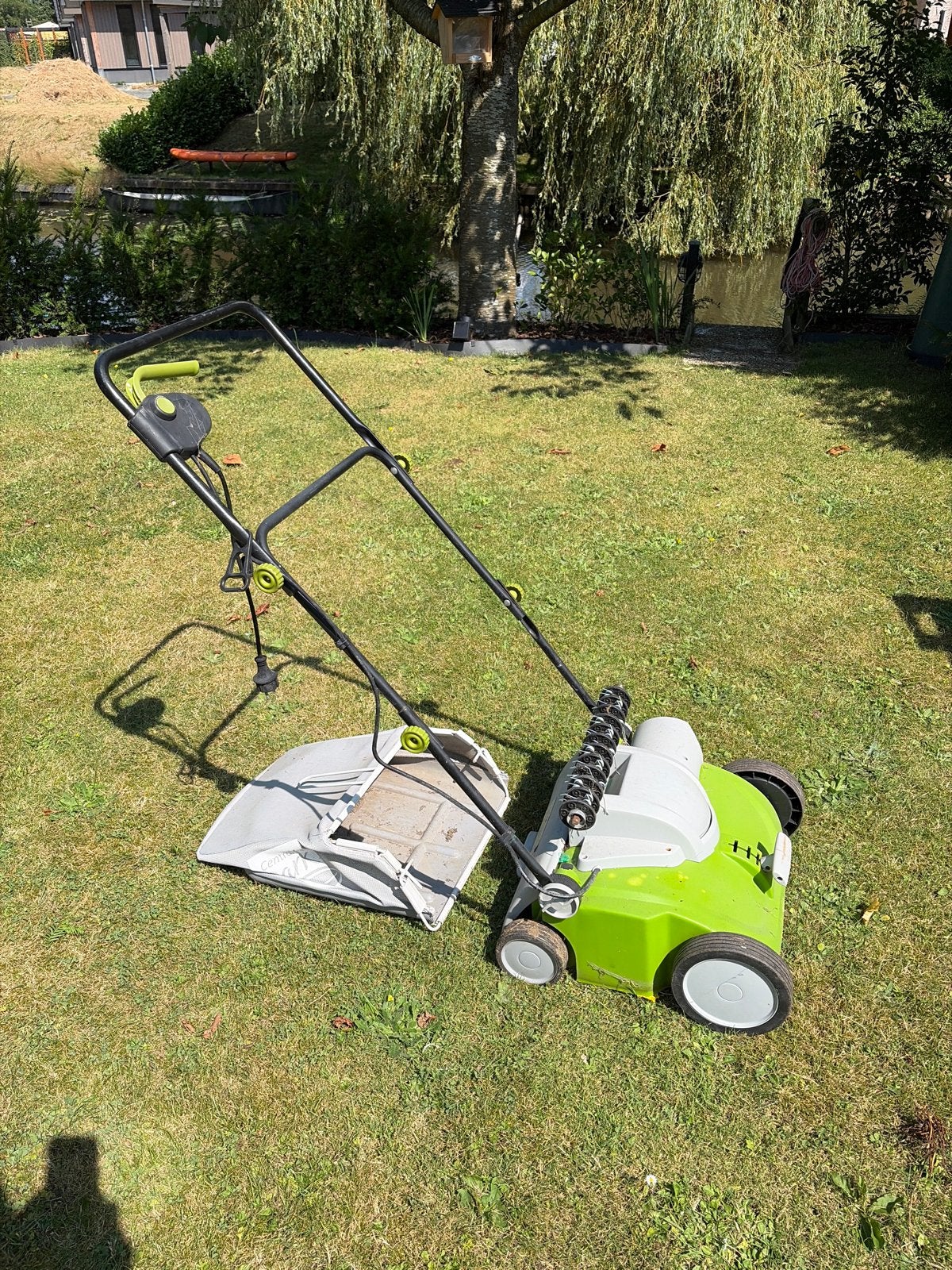 Verticuteer machine, Ophalen, Zo goed als nieuw, Elektrisch