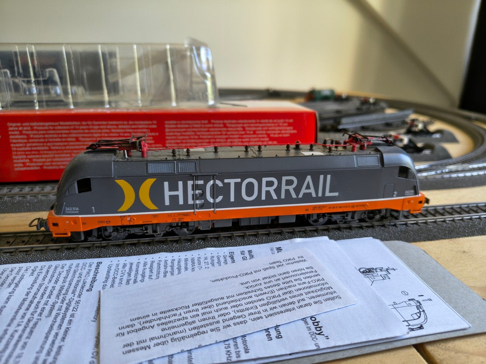 Piko 57823 HECTORRAIL Taurus locomotief wisselstroom, Hobby en Vrije tijd, Modeltreinen | Overige schalen, Overige merken, Wisselstroom