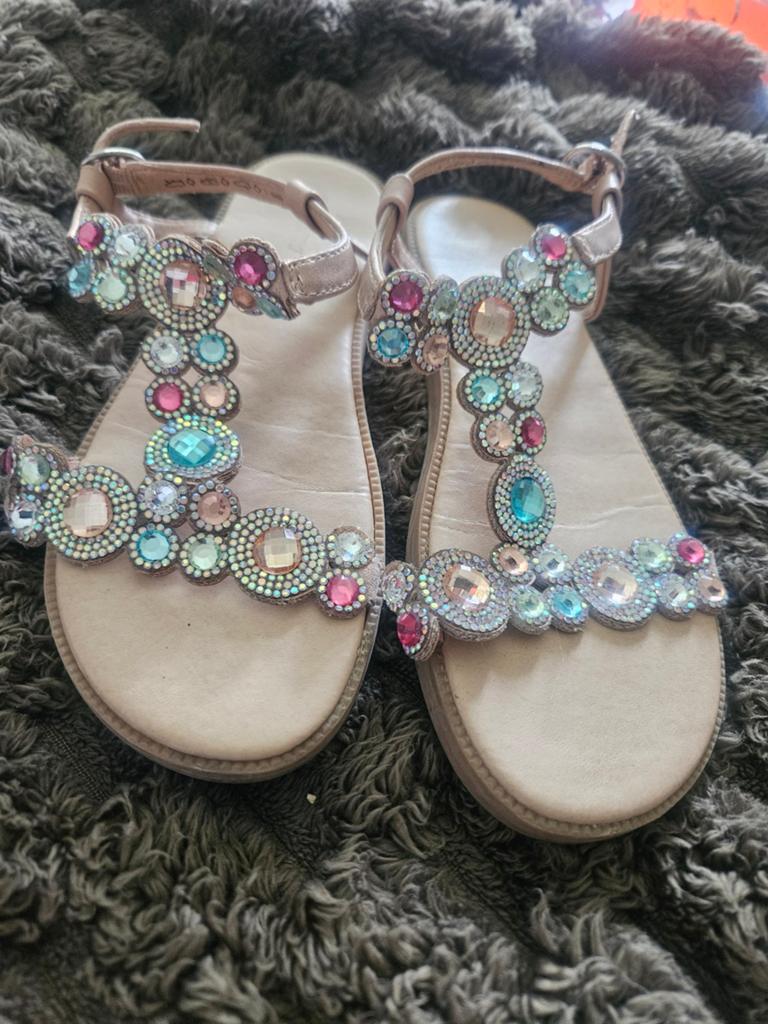 Zgan; Luxe sandaaltjes mt34, Schoentjes, Meisje, Ophalen of Verzenden, Zo goed als nieuw