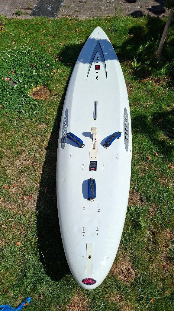 Windsurfset - HiFly Magnum - Tiki 3.0 - North Natural 5.4, Watersport en Boten, Windsurfen, 250 tot 300 cm, Gebruikt, Minder dan 3.5 m²