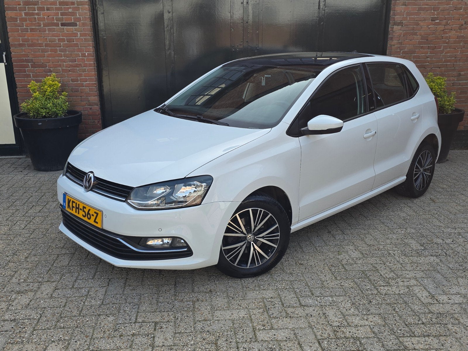 Volkswagen Polo 1.2 TSI 66KW/90PK l Panoramadak l Carplay l, Auto's, Volkswagen, 4 cilinders, Wit, Handgeschakeld, Particulier