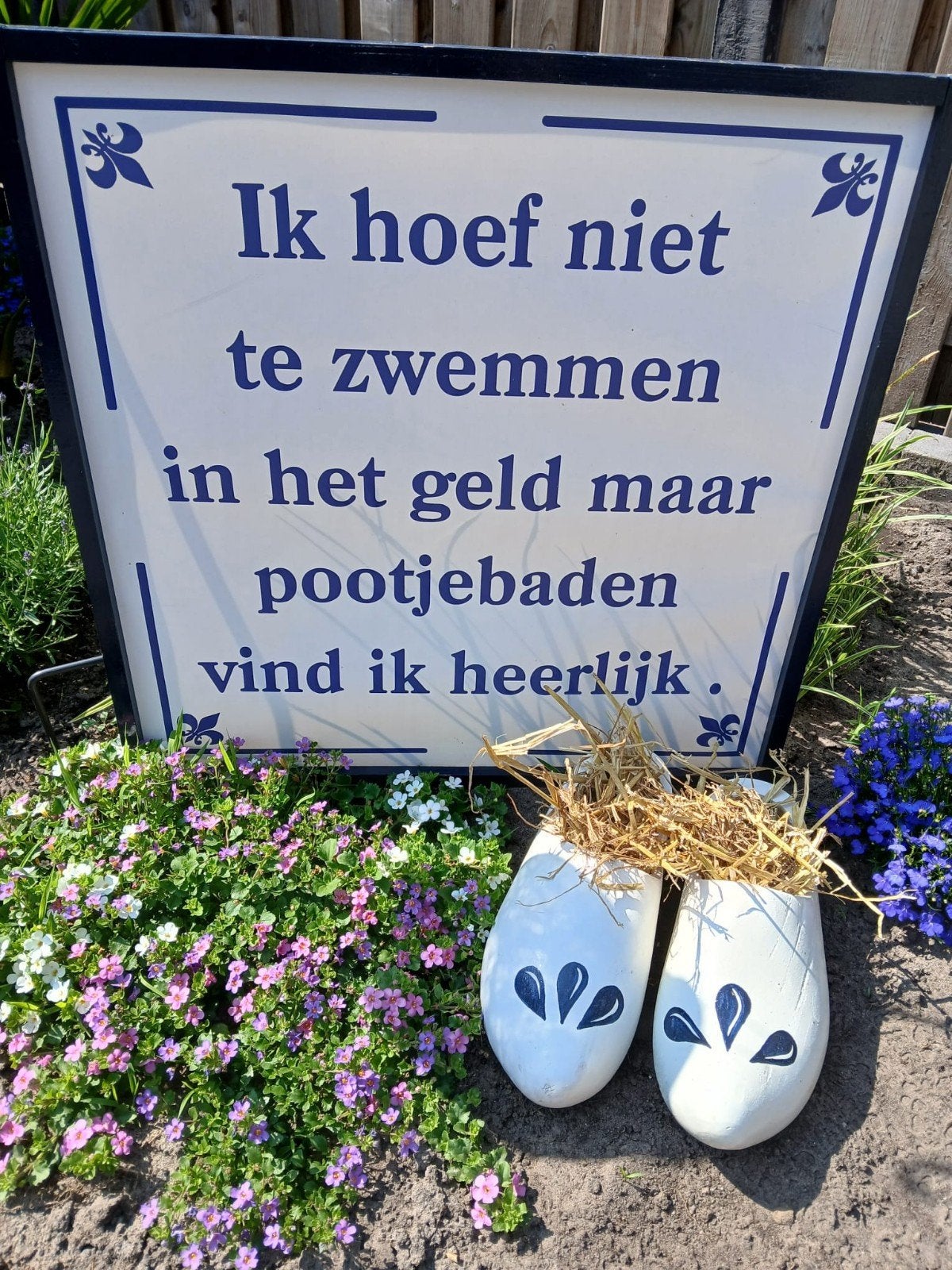 Te huur leuke straatversiering tegeltjes met spreuken., Ophalen, Overige
