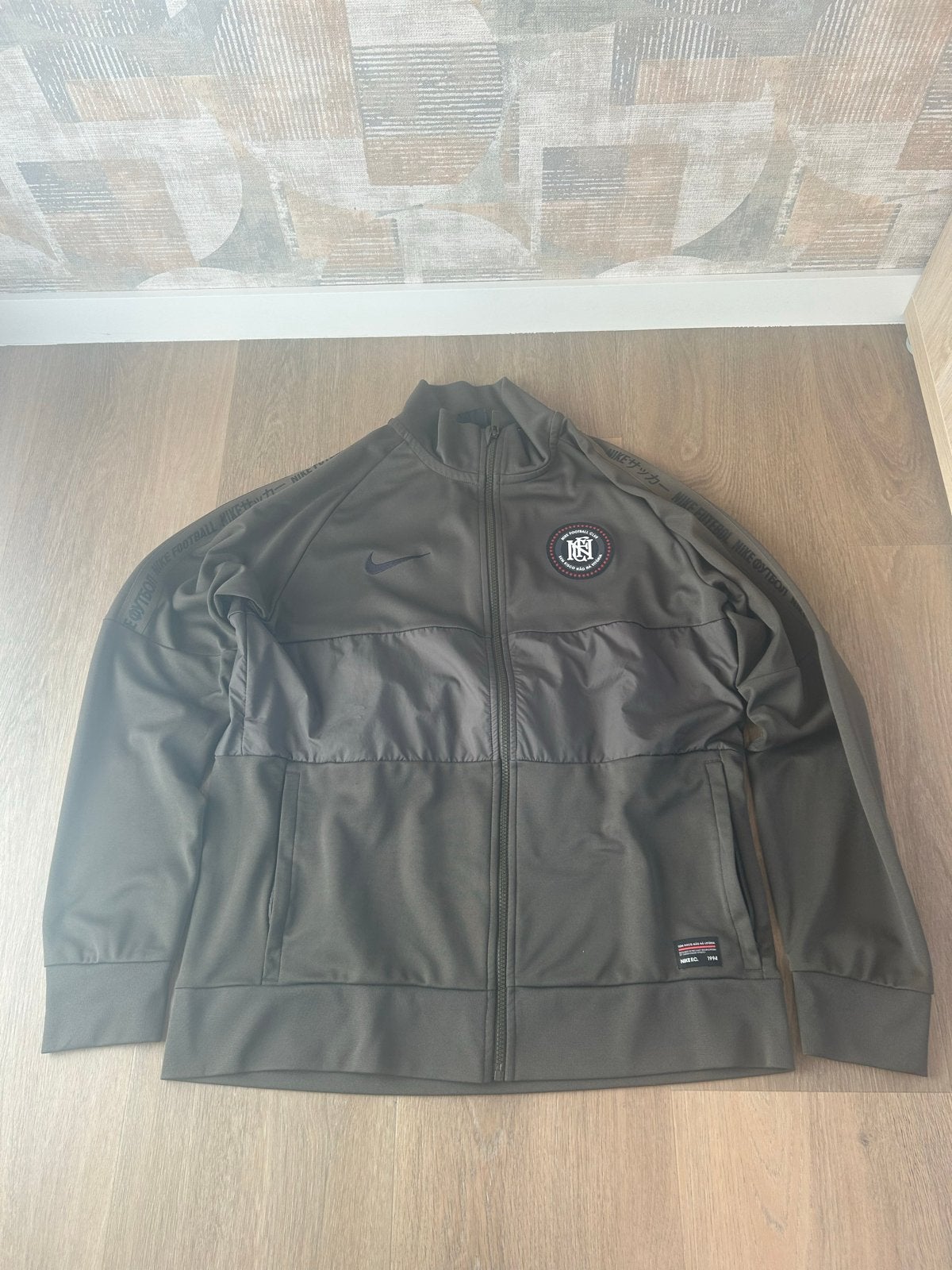 Nike FC Trainingsjack - gloed nieuw, Kleding | Heren, Sportkleding, Maat 48/50 (M), Ophalen of Verzenden, Zo goed als nieuw, Voetbal