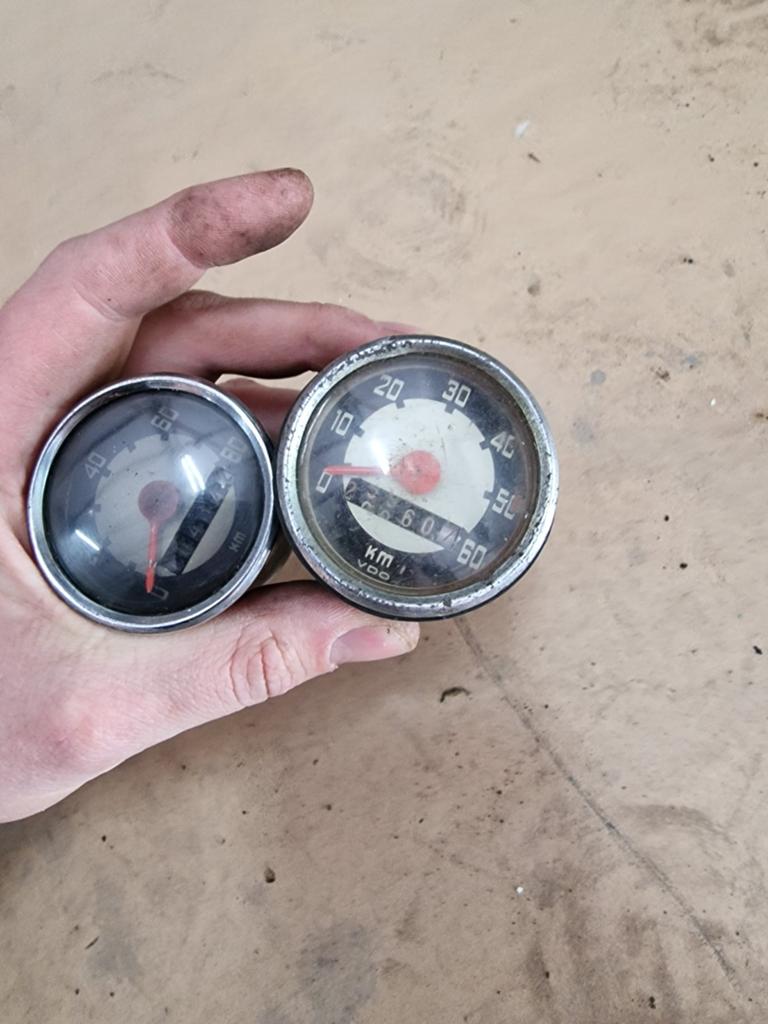 Puch VS MS MV 2x VDO km teller tot 60 km/h, Fietsen en Brommers, Ophalen of Verzenden, Nieuw, Overige typen, Puch