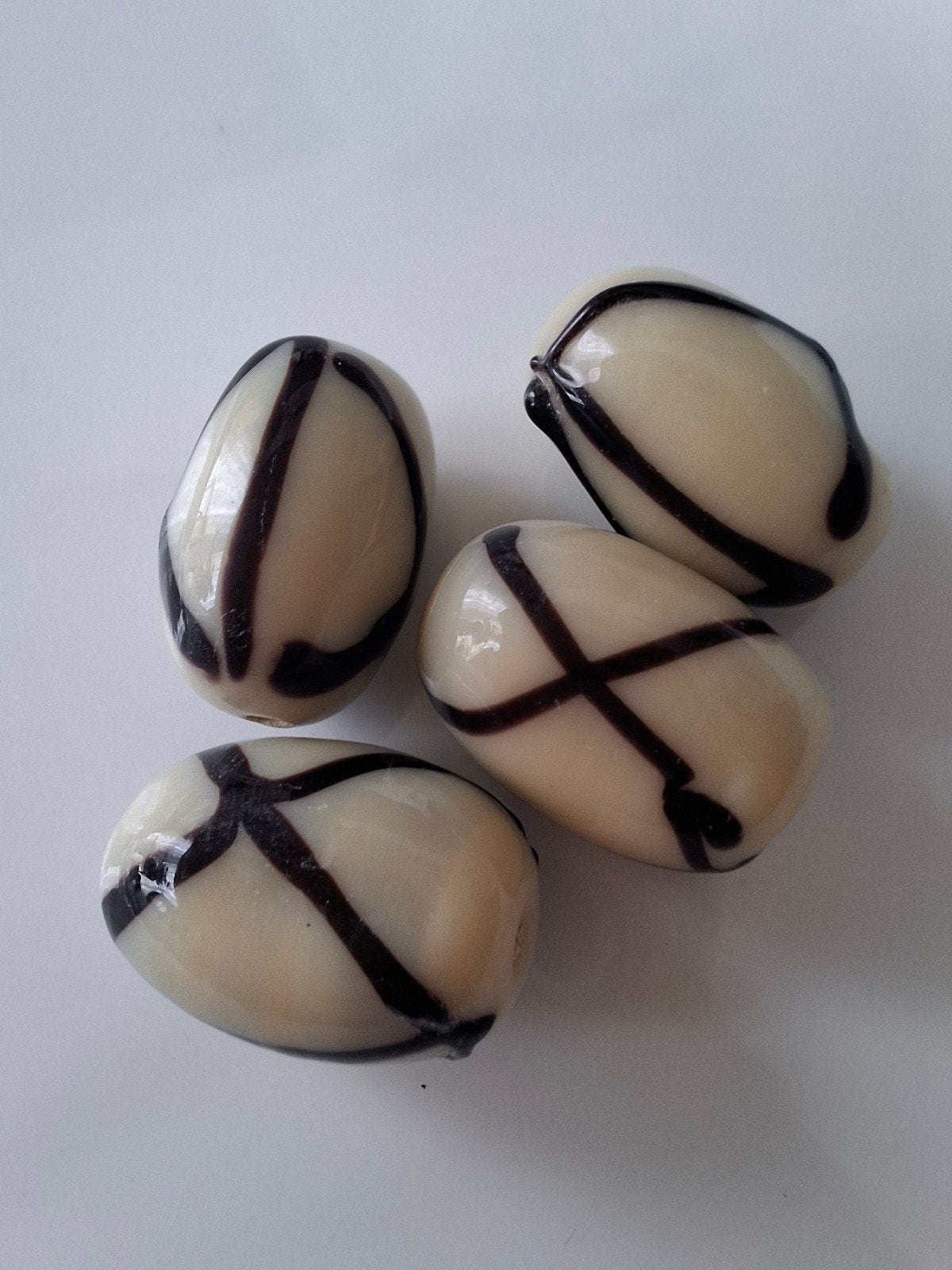 4 stuks lampwork glaskralen zwart beige kralen, Kraal, -, -, Nieuw