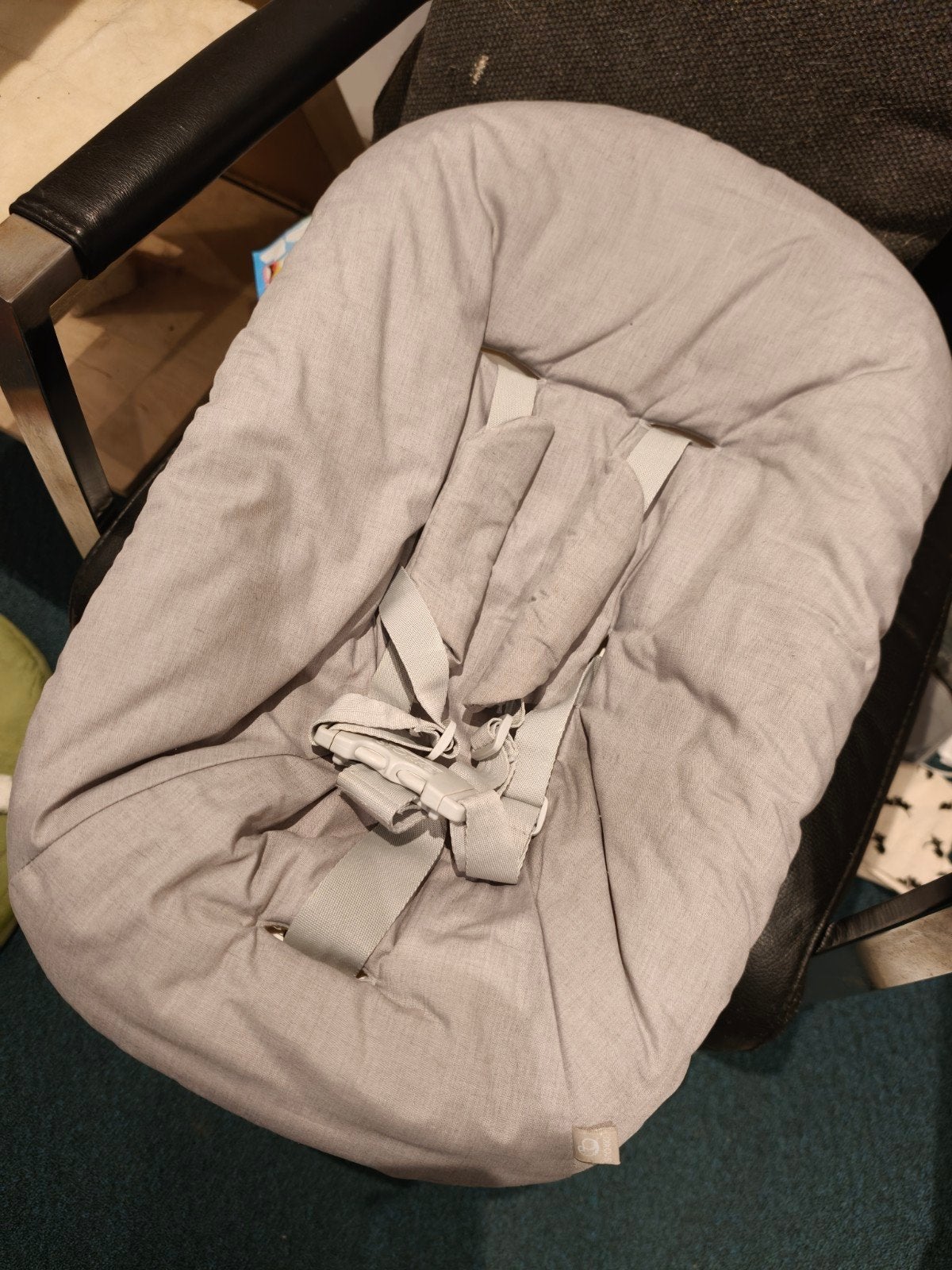 Stokke Tripp Trapp Newborn Set met speelgoedhanger, Ophalen, Zo goed als nieuw, Overige typen, Gordel(s)