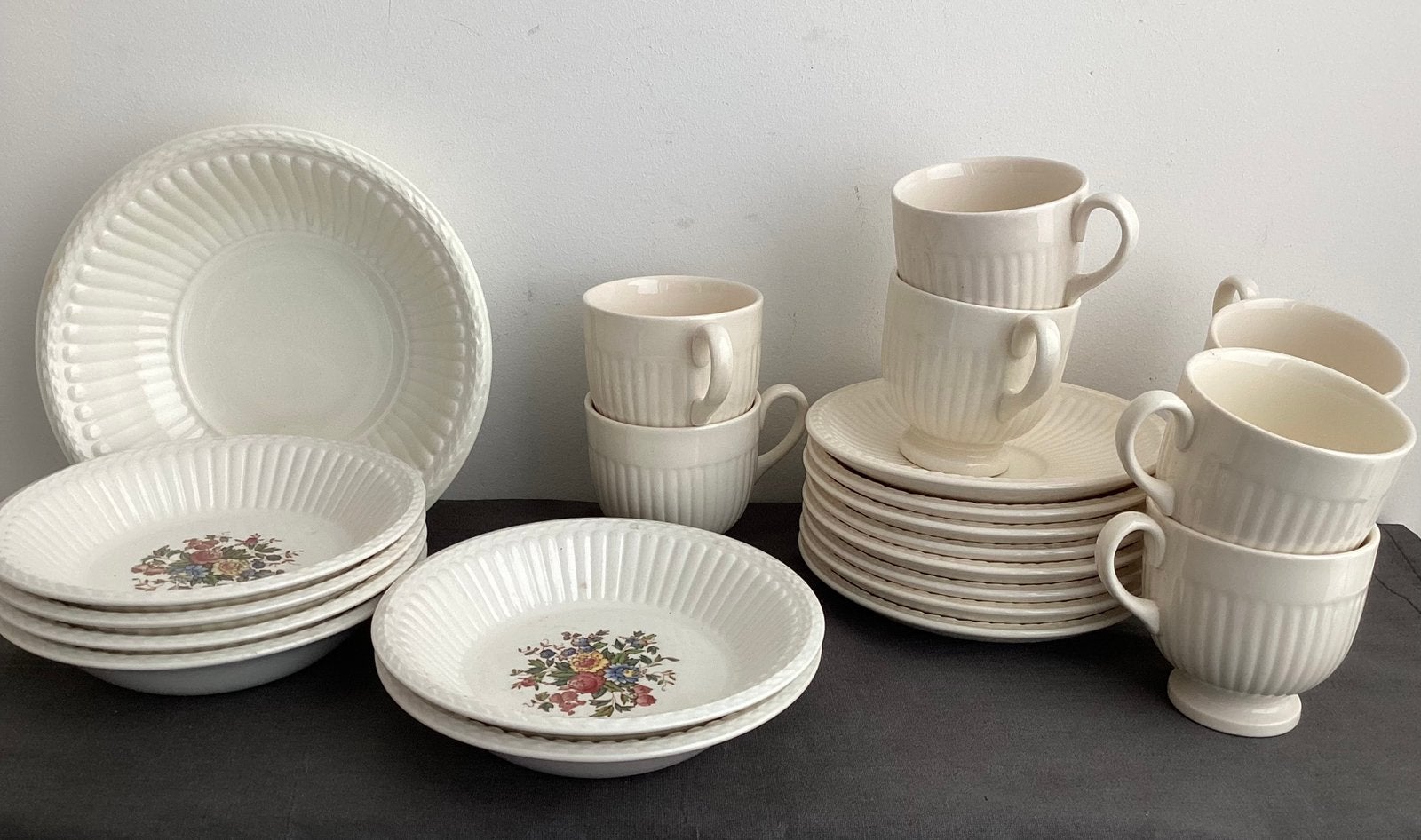 Wedgwood EDME schaaltje en kop en schotels, Ophalen of Verzenden