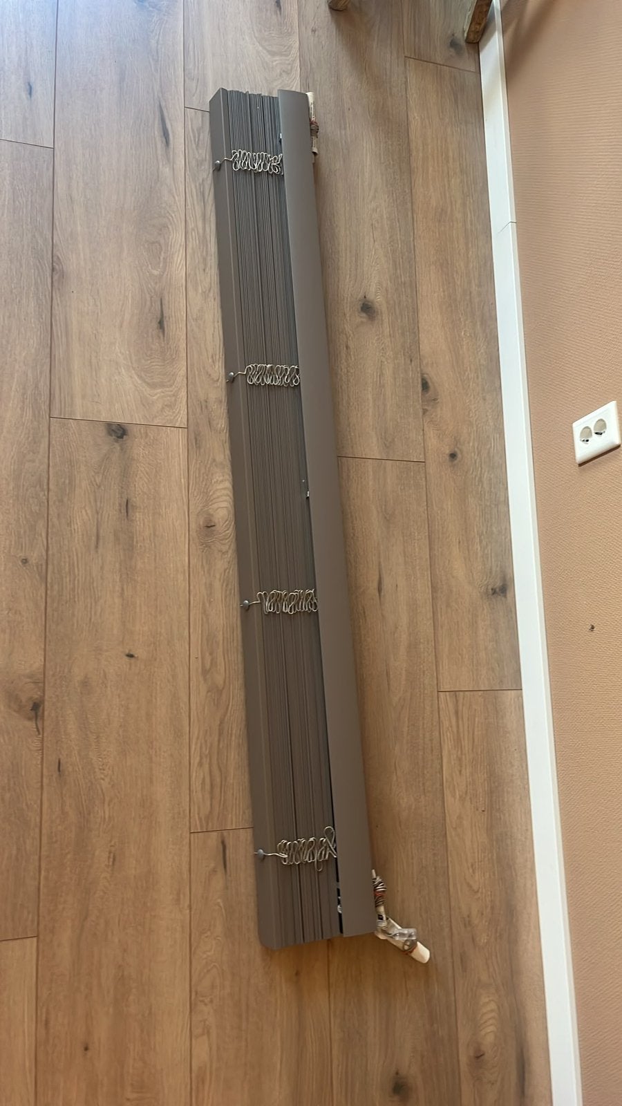 Nieuw houten jaloezieën, Ophalen, Jaloezie, Kwantum, Hout