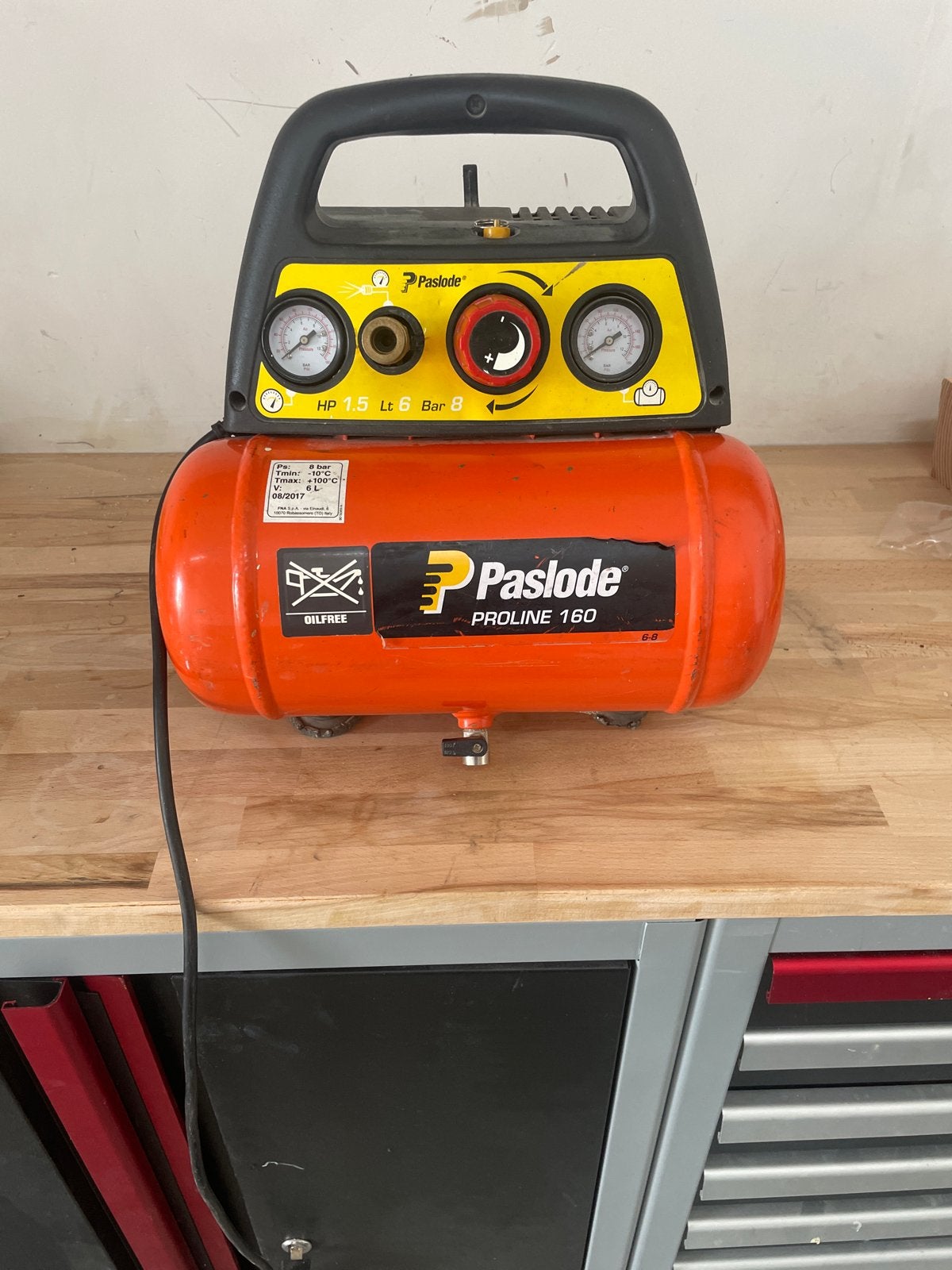 Paslode Proline 160 Compressor - klein defect, Doe-het-zelf en Verbouw, Gebruikt, 6 tot 10 bar, Ophalen of Verzenden, Minder dan 200 liter/min