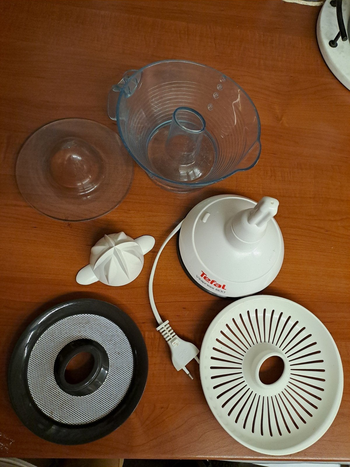 Tefal Vitapress 600 - Gebruikte sinaasappelpers, Gebruikt, 1 tot 2 liter, Ophalen of Verzenden, Vaatwasserbestendig