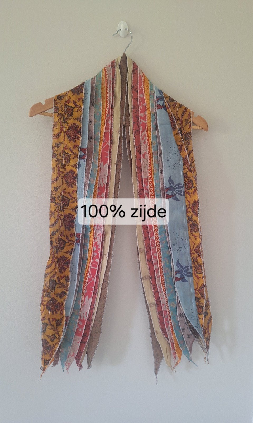 Boho chic kleurrijke patchwork zijden sjaal, Kleding | Dames, Maat 38/40 (M), Silk Route, Nieuw, Ophalen of Verzenden