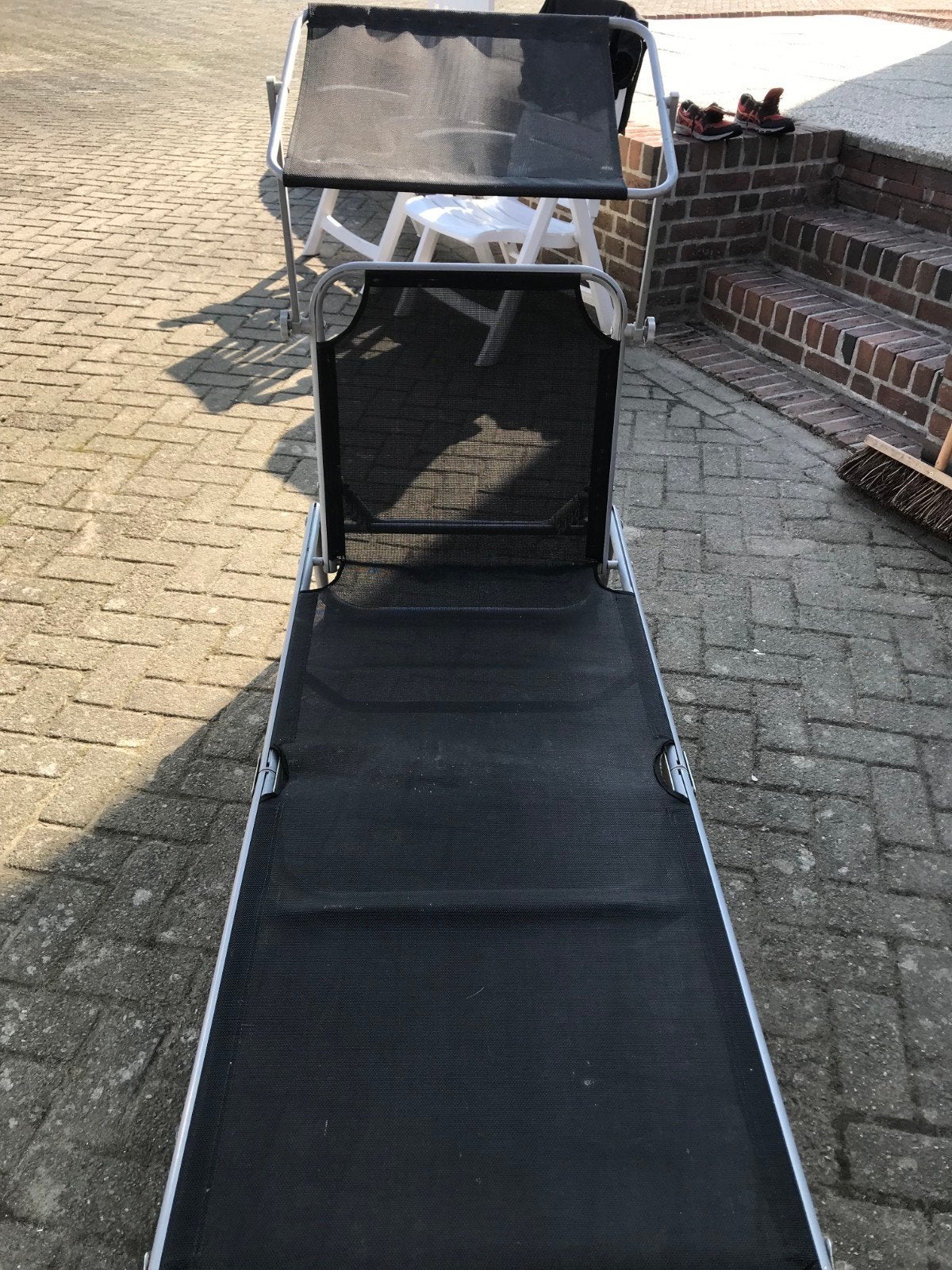 Ligbed met zonnescherm - verstelbaar en inklapbaar, Tuin en Terras, Ophalen, Zo goed als nieuw, Aluminium, Inklapbaar