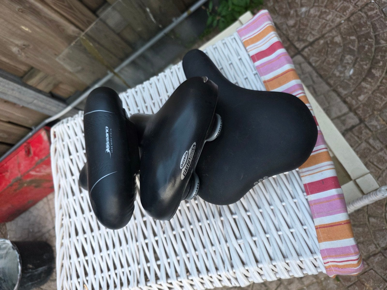 Diverse fietszadels - Gebruikt maar in goede staat, Elektrische fiets, Gebruikt, Volare, Selle Royal, Kunststof