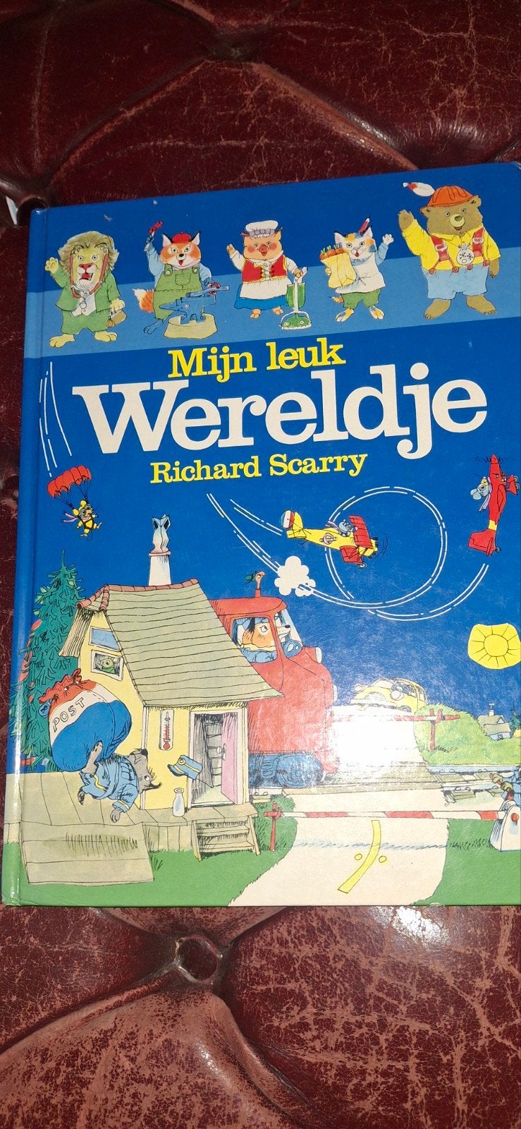 Mijn leuk Wereldje - Richard Scarry (Hardcover), Ophalen of Verzenden, Gelezen, Richard Scarry, Fictie algemeen
