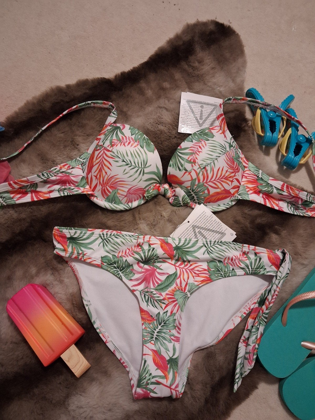 Nieuwe bikini maat 36, topje 75B met push-up vulling, Overige kleuren, Nieuw, Ophalen of Verzenden, Bikini