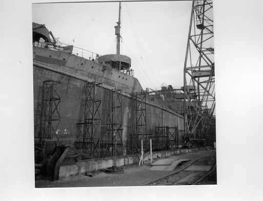 ROTTERDAM-werf RDM-macoma-shell-scheepvaart-foto- WO2, Ophalen of Verzenden, Zo goed als nieuw, Motorboot, Boek of Tijdschrift
