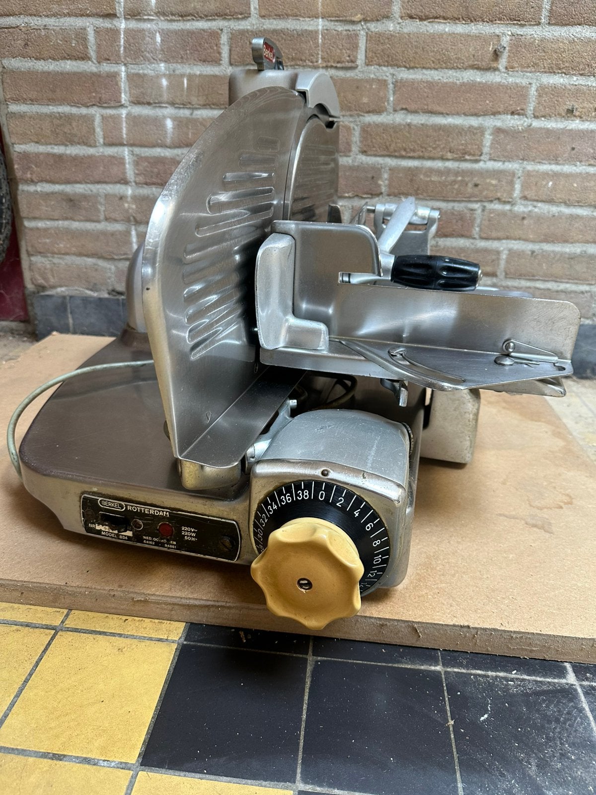 Berkel 834 snijmachine | horeca snijmachine, Ophalen, Zo goed als nieuw