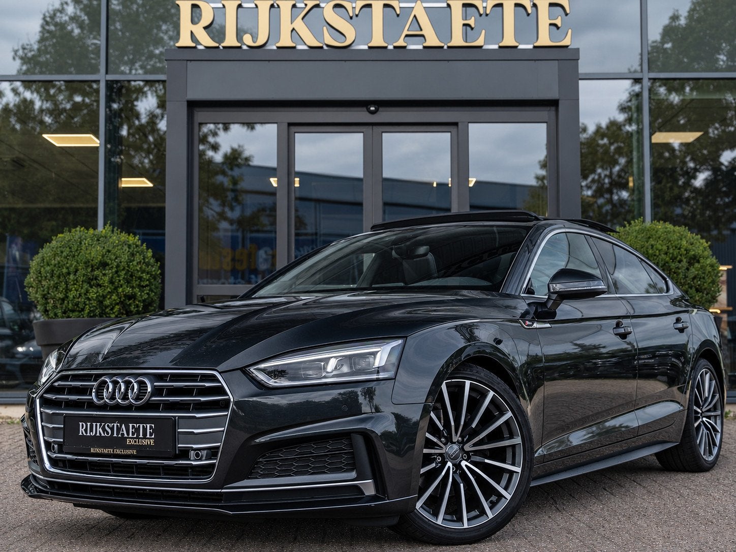 Audi A5 Sportback 2.0 TFSI MHEV S-Line|PANO|LED|STOELVW|NAP, Auto's, Dealer onderhouden, Gebruikt, Leder en Stof, Zwart