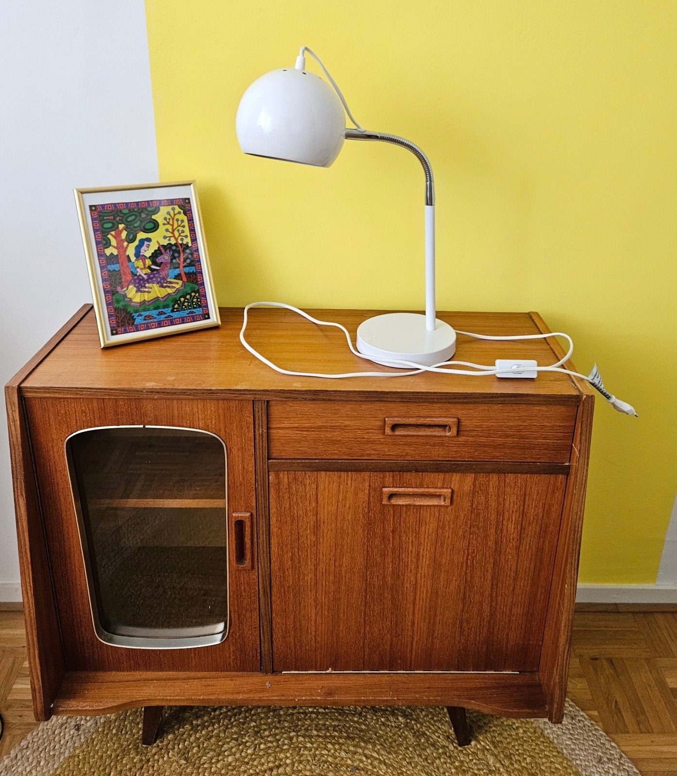 Leuke witte tafellamp in vintage look, Ophalen, Zo goed als nieuw, Bureaulamp