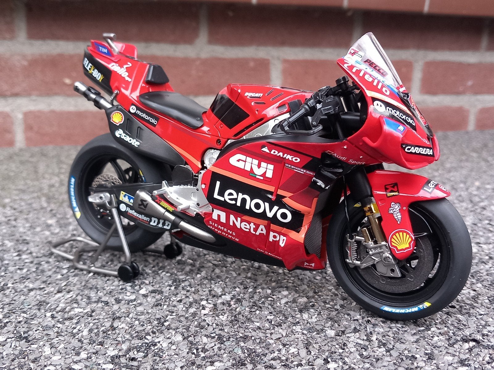 Ducati Desmosedici GP24  #1 Francesco Bagnaia 2024 1/12, Ophalen of Verzenden, Nieuw, 1:9 t/m 1:12, Motor