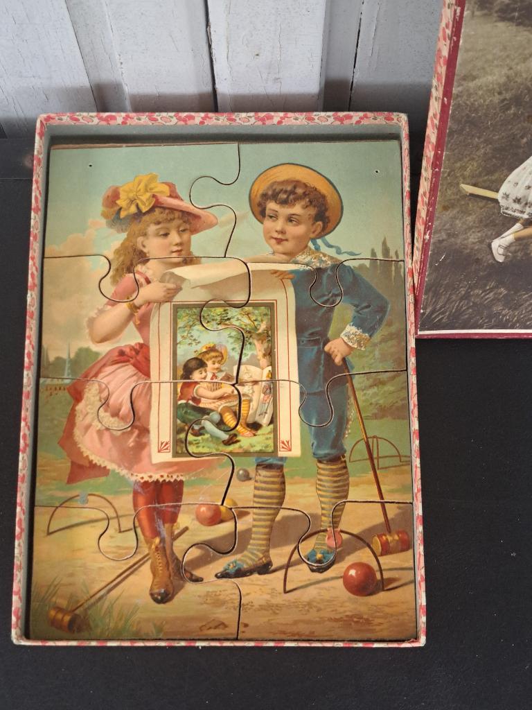 Oude Puzzeldoos met Puzzels, Antiek en Kunst, Ophalen of Verzenden