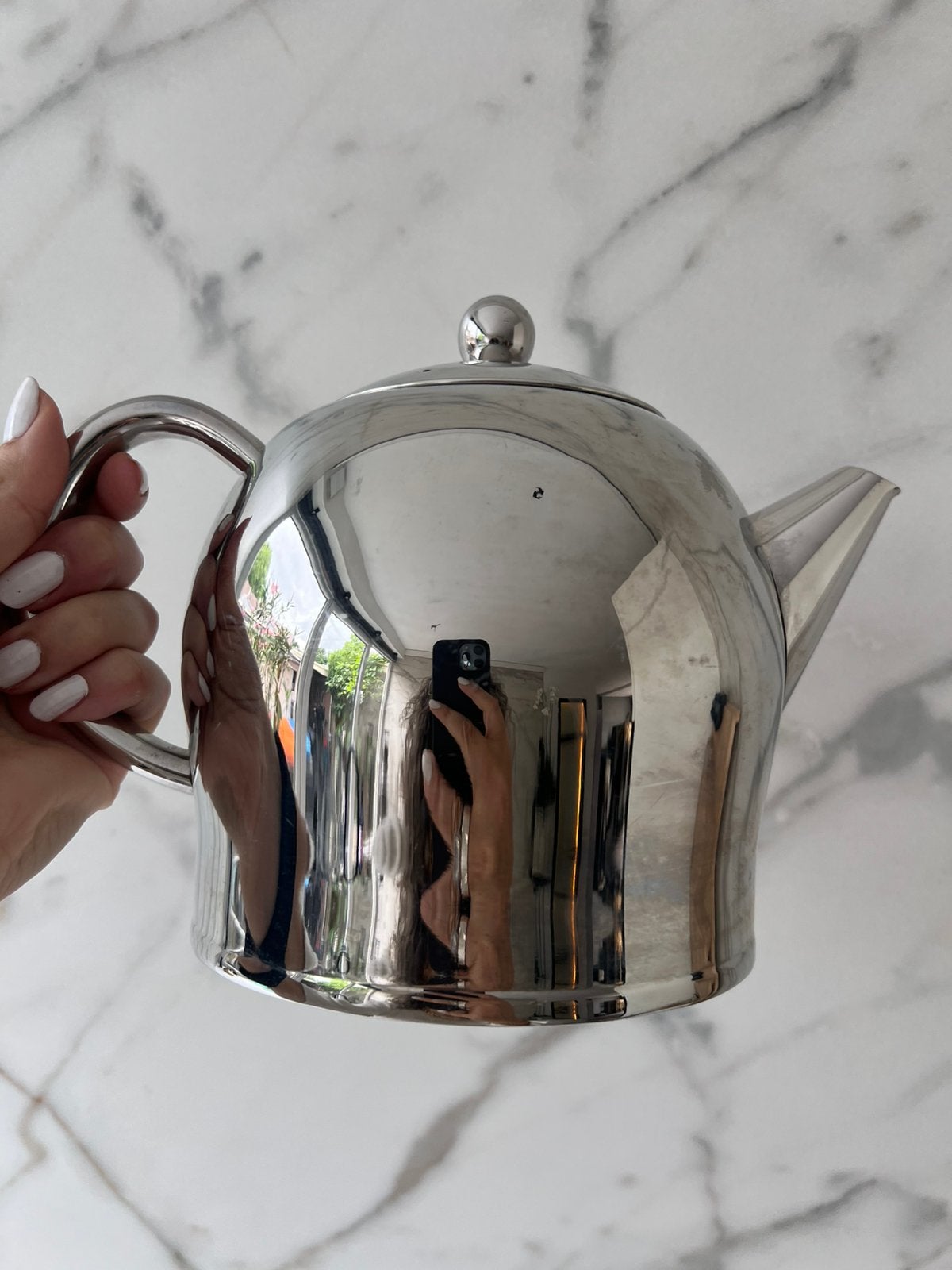 BREDEMEIJER MINUET DUBBELWANDIG CHROOM RVS THEEPOT 1,4 LITER, Theepot/fluitketel, Zilver, Ophalen of Verzenden, Zo goed als nieuw