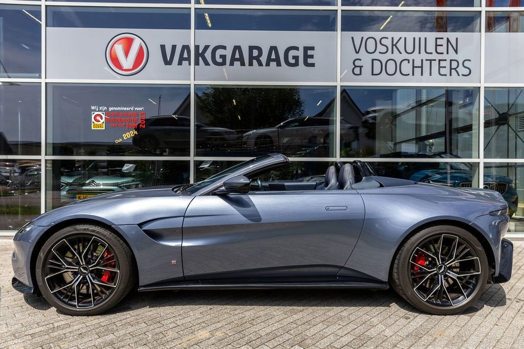 Aston Martin VANTAGE ROADSTER 4.0 V8 Cabrio Concours Blue, Auto's, Achterwielaandrijving, Gebruikt, 510 pk, Cabriolet