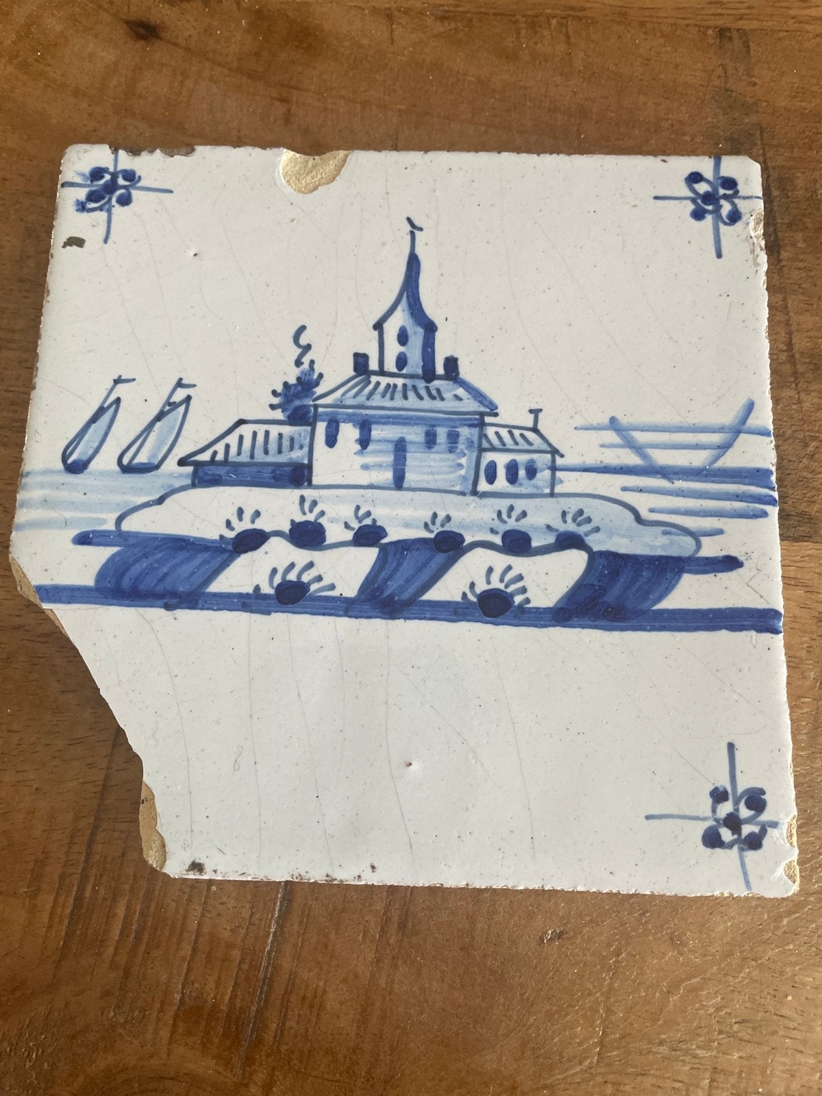 Antieke Delfts Blauwe Tegel met Landschap en Gebouw, Ophalen