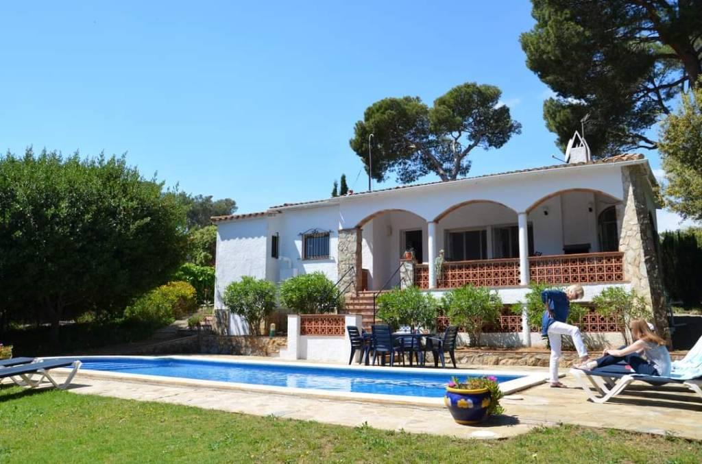 VILLA COSTA BRAVA PALS, t.h. bij strand in bosrijke omgeving, Vakantie, Vakantiehuizen | Spanje, 4 of meer slaapkamers, Costa Brava