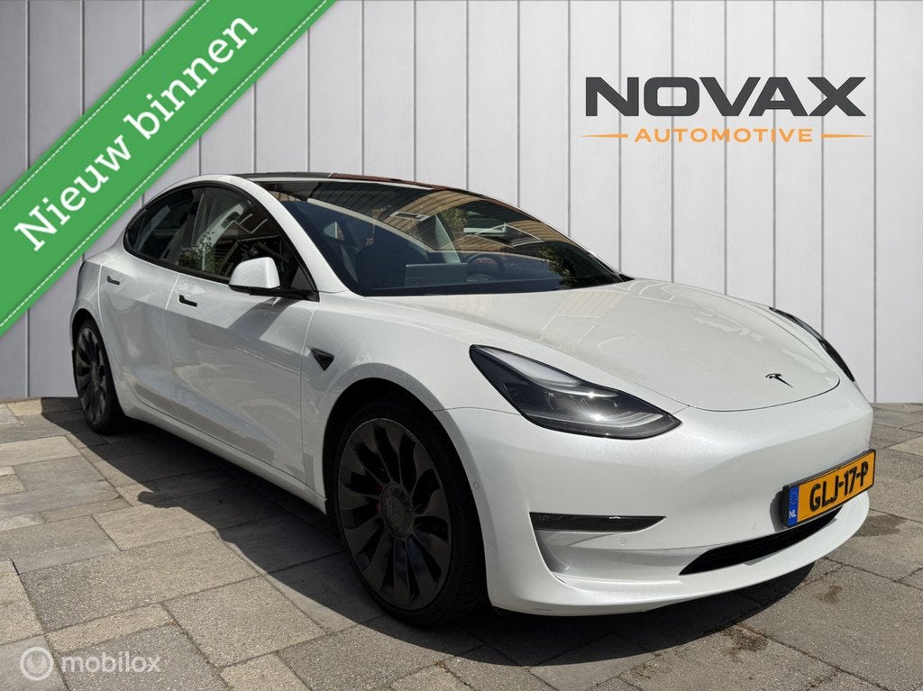 Tesla Model 3 Performance 2021 |Carbon pakket | Autopilot, Auto's, Automaat, Gebruikt, Zwart, 547 km