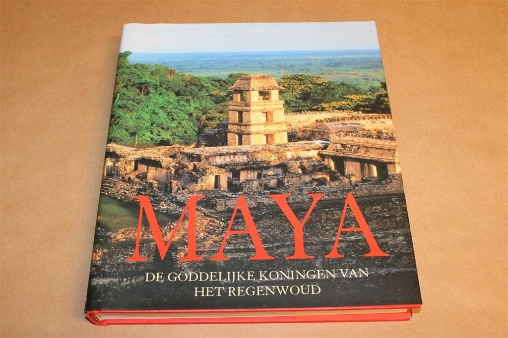 Maya — Goddelijke Koningen, Lijvig Standaardwerk, Ophalen of Verzenden, Zo goed als nieuw, Europa