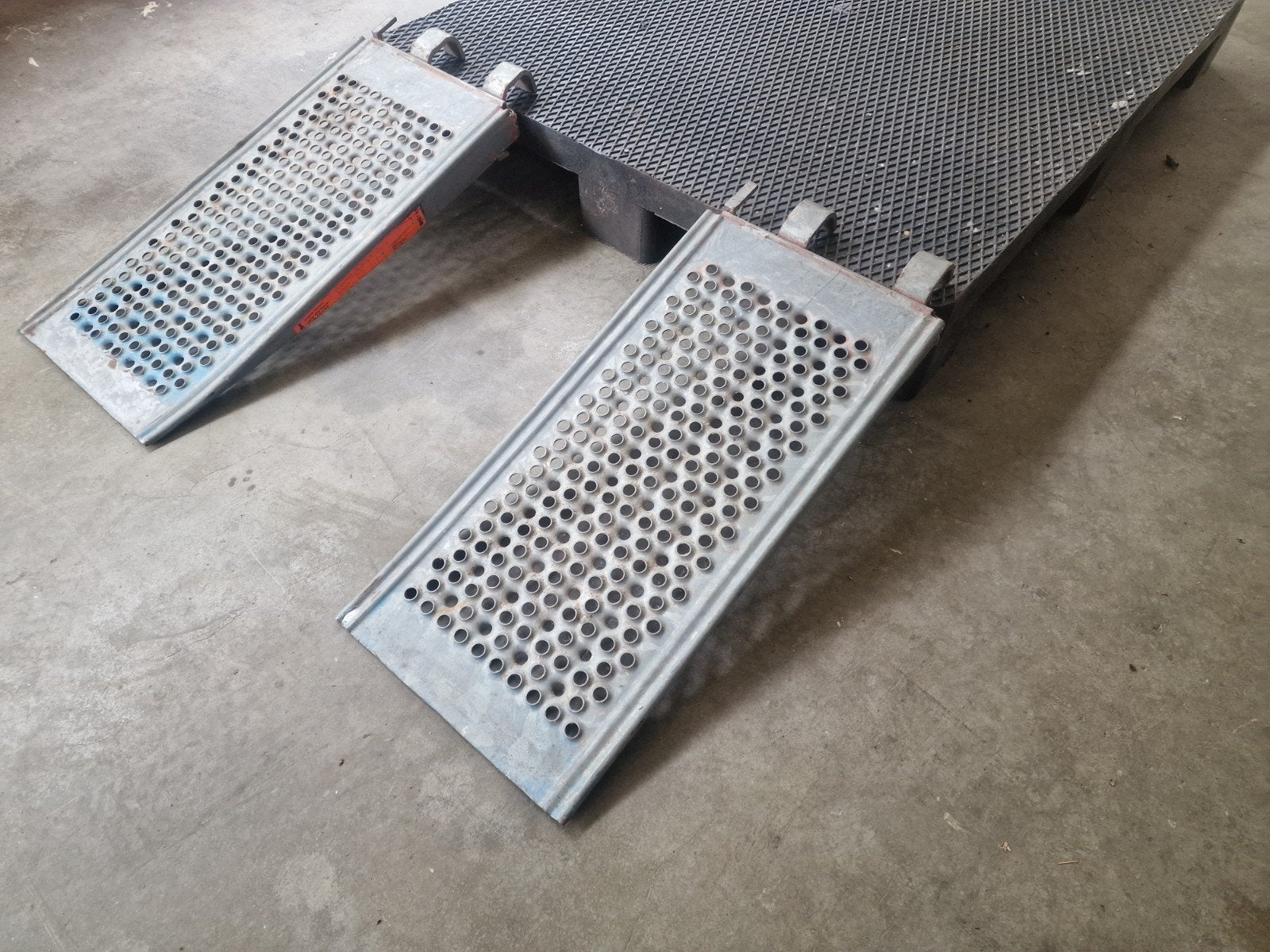 Stel Oprijplaten 65cm: Layher Blitz steigerdelen, Gebruikt, Mb, Ophalen of Verzenden, Nb