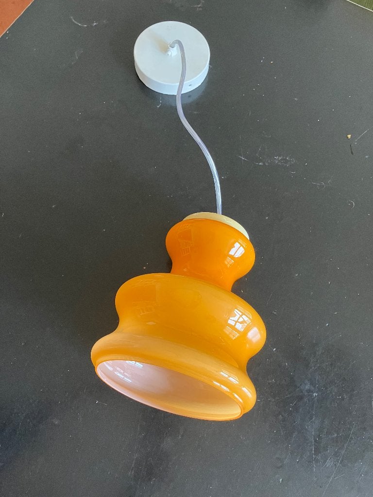 Vintage Hanglamp uit Italië van oranje glas: wit van binnen, Gebruikt, Glas, Vintage, lamp, glas, oranje, Italië, hanglamp , retro