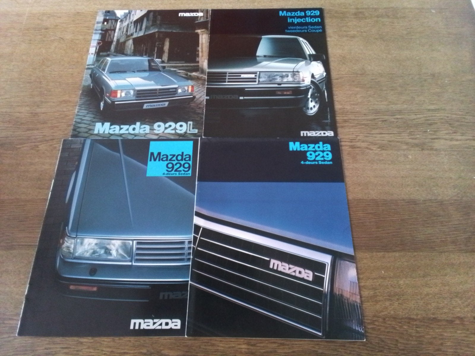 Folders Mazda 929, Ophalen of Verzenden, Zo goed als nieuw, Mazda