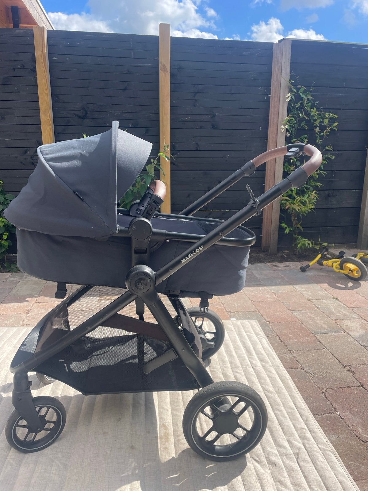 Maxi-Cosi Zelia 3 Kinderwagen, Kinderen en Baby's, Kinderwagens en Combinaties, Ophalen, Luchtbanden, Zo goed als nieuw, Combiwagen