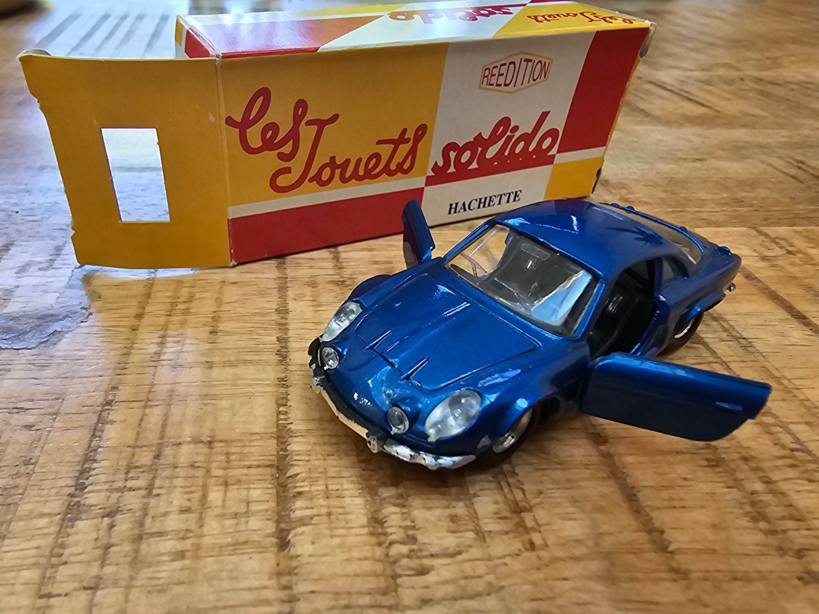 Solido Alpine A110 Berlinette Hachette Re-edition, Ophalen of Verzenden, Gebruikt, Auto, Solido