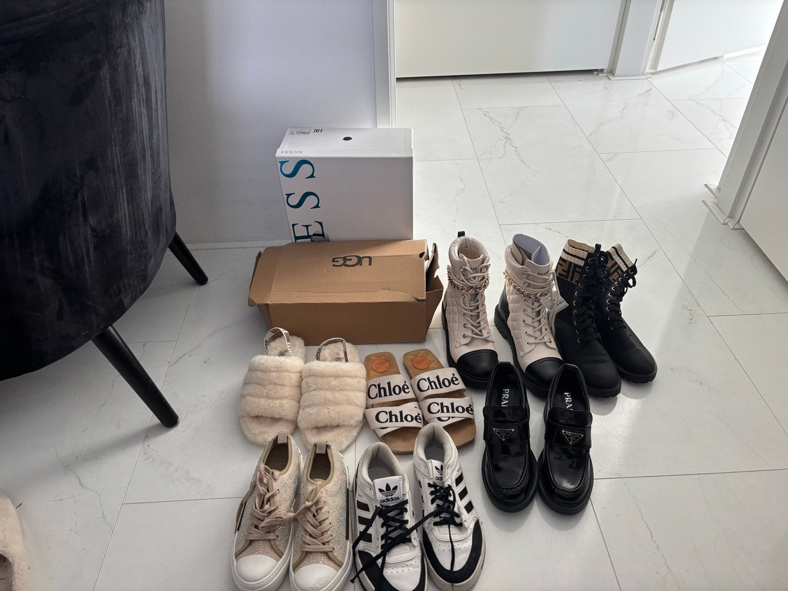 Diverse schoenen: UGG, Chloé, Prada, Adidas, Guess, Kleding | Dames, Ophalen of Verzenden, Gedragen, Overige kleuren, Overige typen