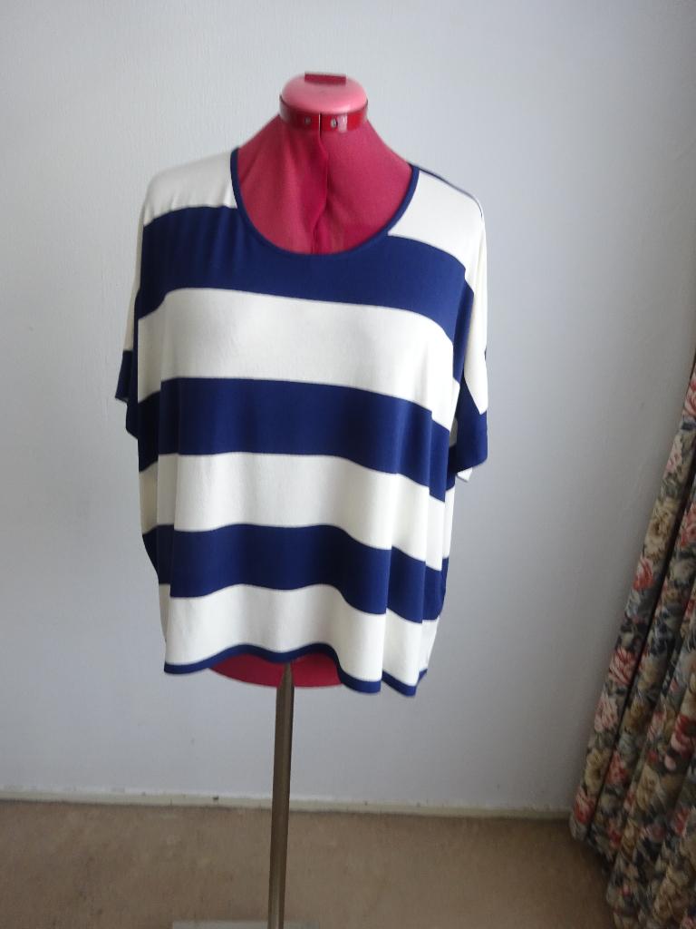 Masai top-shirt mt 46/48, Kleding | Dames, Overige kleuren, Verzenden, Shirt of Top, Zo goed als nieuw